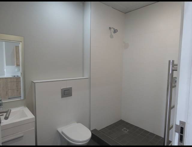 81M² OFFICE TO LET IN PAARDEVLEI
